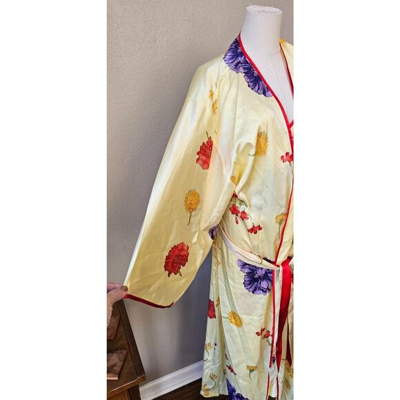 NWT Vintage Victoria's Secret GOLD Floral Long Nightgown & Kimono Robe Set Small - Picture 8 of 11